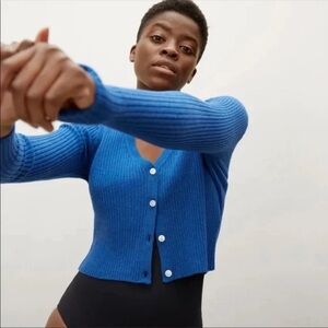 Everlane cropped Cardigan Sweater in small